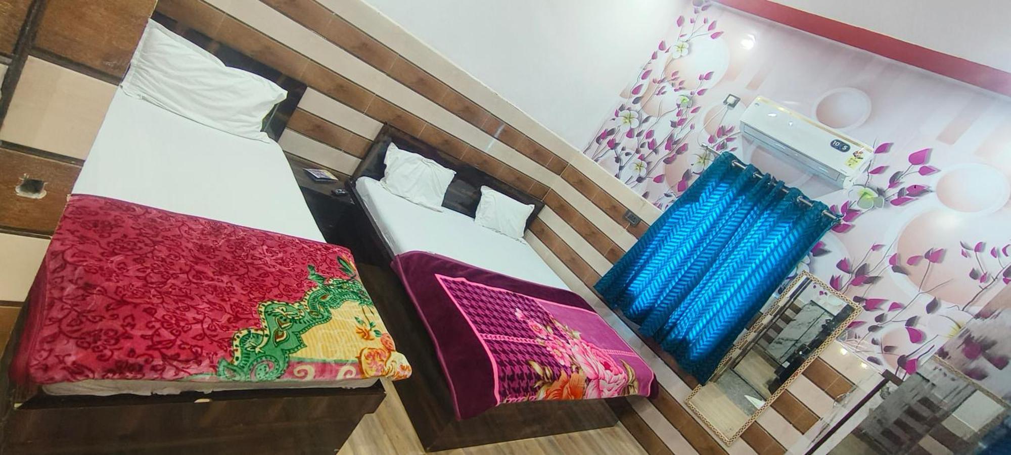K.D.Dham-Near Prem Mandir Hotel Vrindavan Luaran gambar