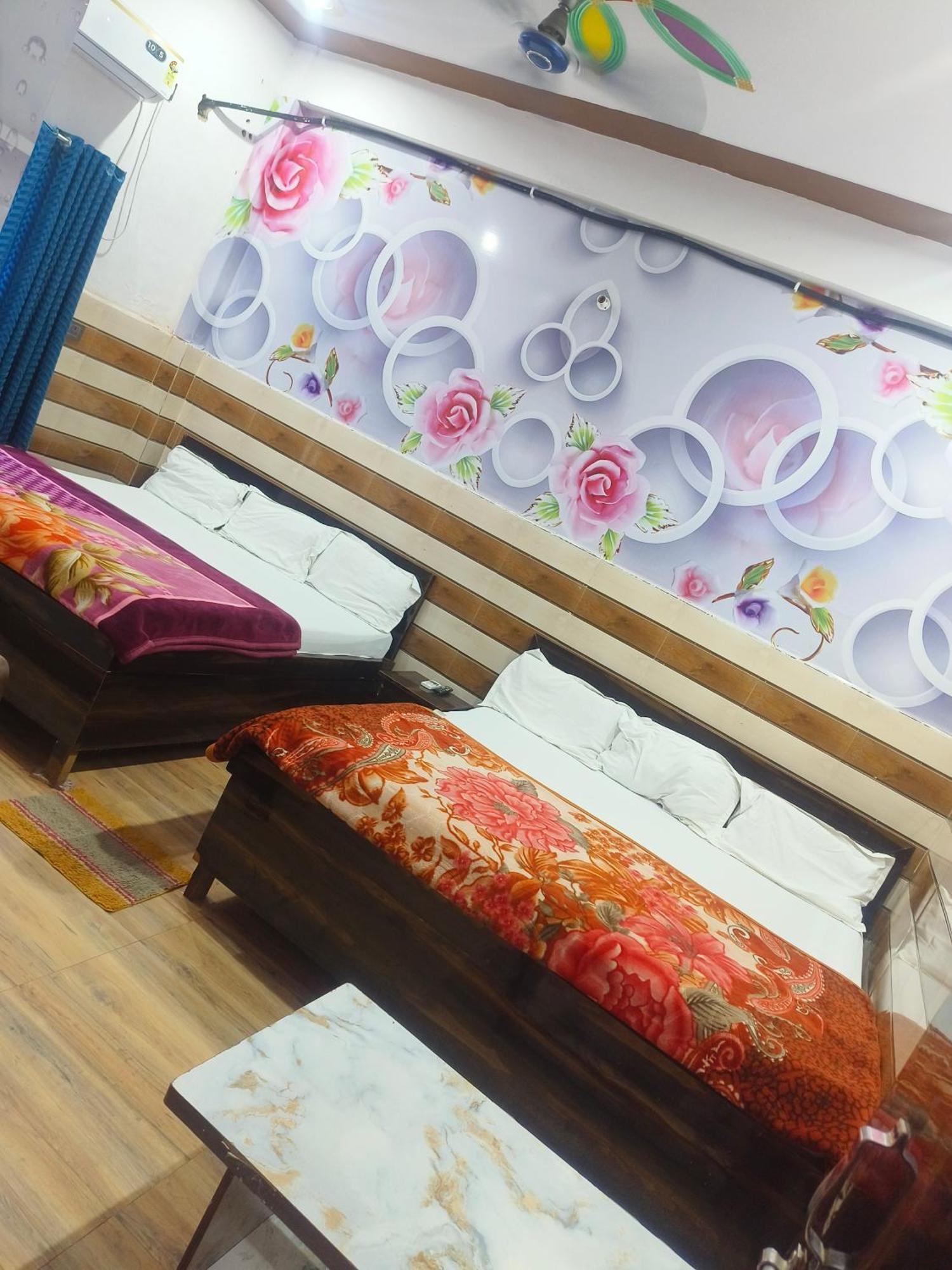 K.D.Dham-Near Prem Mandir Hotel Vrindavan Luaran gambar